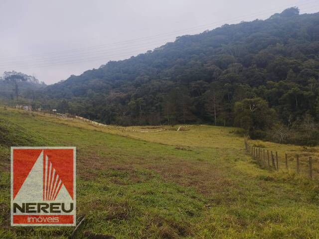 Venda em Centro - Juquitiba